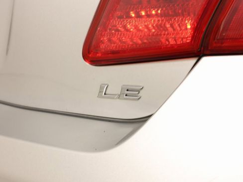 Used 2009 Toyota Camry LE image 10