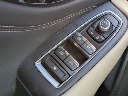 Used 2020 Subaru Outback Limited w/ Popular Package #2 image 24