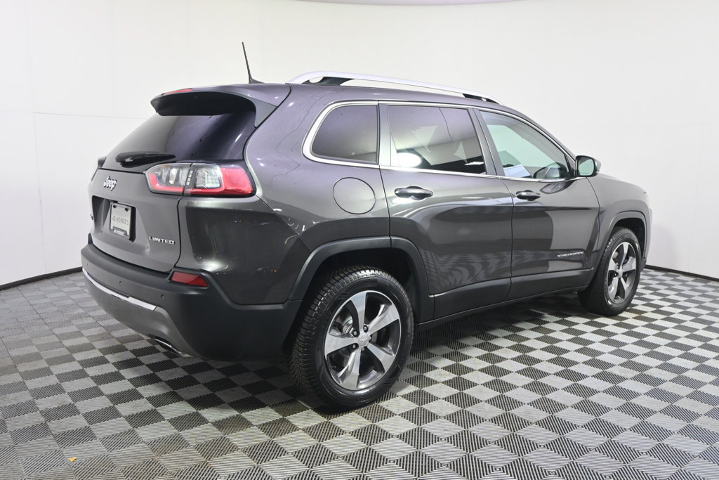 Used 2019 Jeep Cherokee Limited AWD/4WD image 7