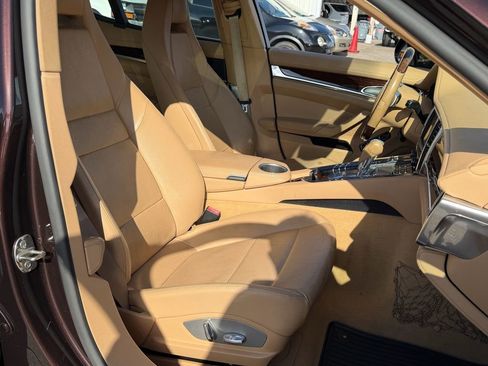 Used 2011 Porsche Panamera 4 AWD/4WD image 17