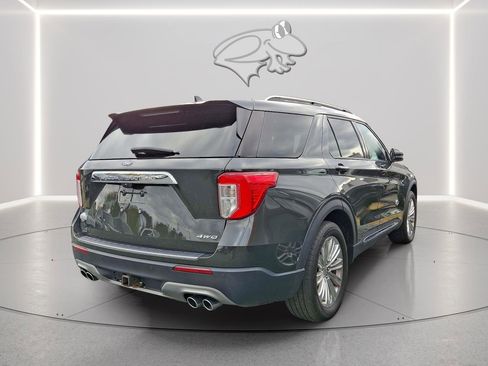 Certified 2021 Ford Explorer King Ranch w/ Premium Technology Package image 5