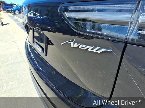 Used 2023 Buick Envision Avenir AWD/4WD image 12