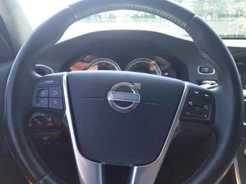 Used 2013 Volvo S60 T5 image 21