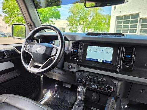 Used 2022 Ford Bronco Black Diamond AWD/4WD image 13