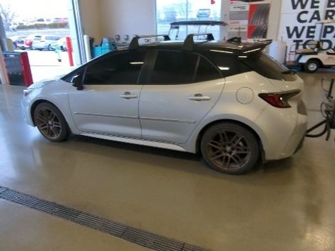 Used 2025 Toyota Corolla Hatchback image 3