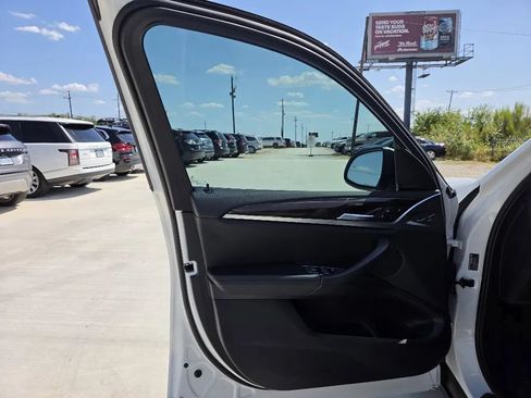 Used 2023 BMW X3 sDrive30i w/ Premium Package RWD image 11