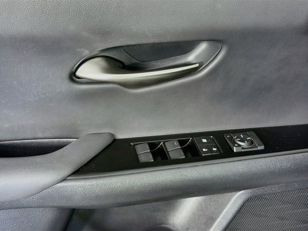Used 2024 Lexus UX 250h FWD w/ Premium Package image 23