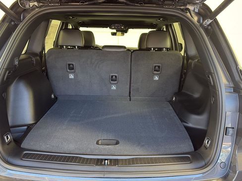 New 2026 Jeep Grand Cherokee Altitude AWD/4WD image 7
