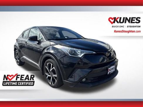 Used 2018 Toyota C-HR XLE image 1