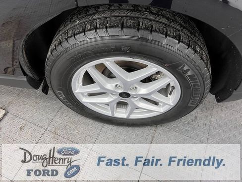 Used 2023 Ford Edge SEL image 20