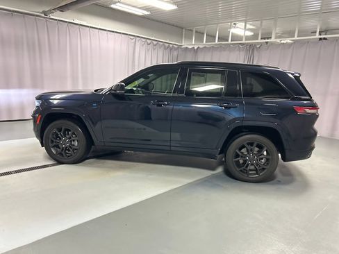 Used 2024 Jeep Grand Cherokee Limited 4xe AWD/4WD image 4