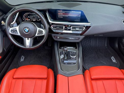 Used 2024 BMW Z4 M40i w/ Shadowloine Package RWD image 26