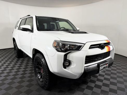 Used 2023 Toyota 4Runner TRD Off-Road Premium w/ Moonroof Package AWD/4WD image 7