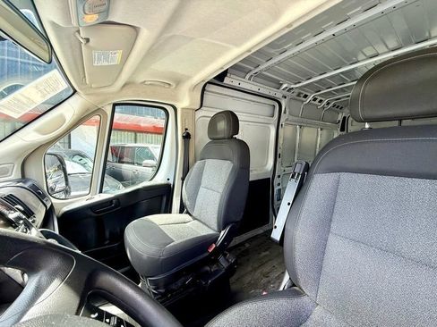Used 2021 RAM ProMaster 2500 image 11