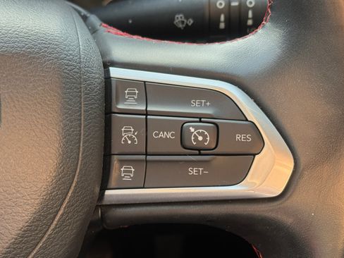 Used 2022 Jeep Compass Trailhawk w/ Trailhawk Convenience Group image 13