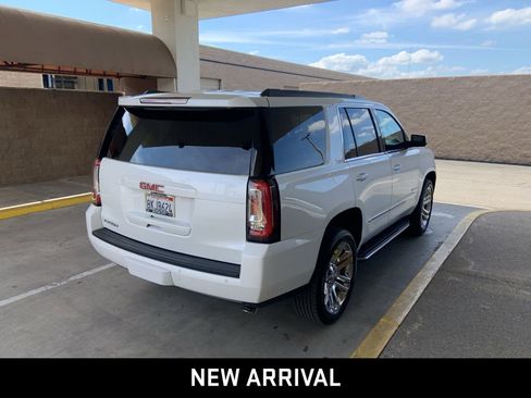 Used 2019 GMC Yukon SLT w/ Premium Edition image 4