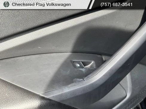 Used 2022 Volkswagen Jetta SE FWD image 26