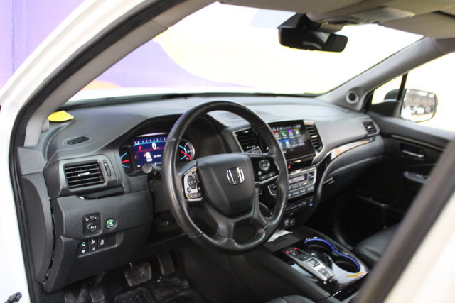 Used 2022 Honda Pilot Touring image 14