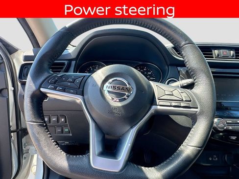 Used 2019 Nissan Rogue SV FWD image 11