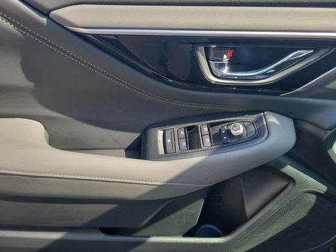 Used 2025 Subaru Outback Onyx Edition image 22