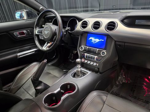 Used 2022 Ford Mustang GT Premium w/ Black Accent Package RWD image 33
