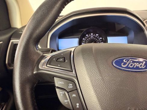 Used 2020 Ford Edge SEL w/ Convenience Package AWD/4WD image 29