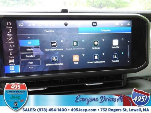 Used 2024 Jeep Wrangler Sahara w/ Technology Group image 25