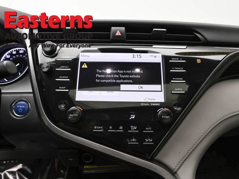 Used 2020 Toyota Camry LE w/ Sunroof Package FWD image 12