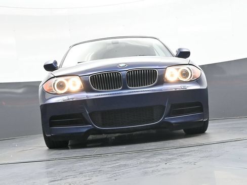 Used 2011 BMW 135i Convertible RWD image 45