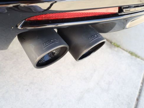 Used 2021 Chevrolet Camaro ZL1 RWD image 21