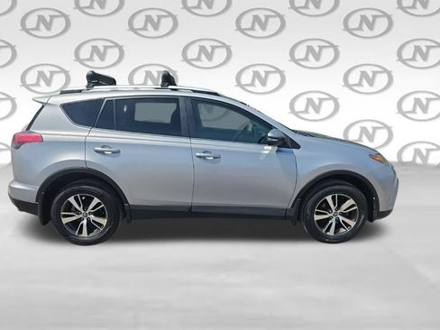 Used 2016 Toyota RAV4 XLE AWD/4WD image 12