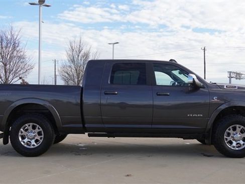 Certified 2022 RAM 3500 Laramie image 10