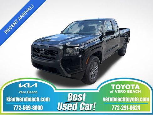 Used 2025 Nissan Frontier SV RWD image 1