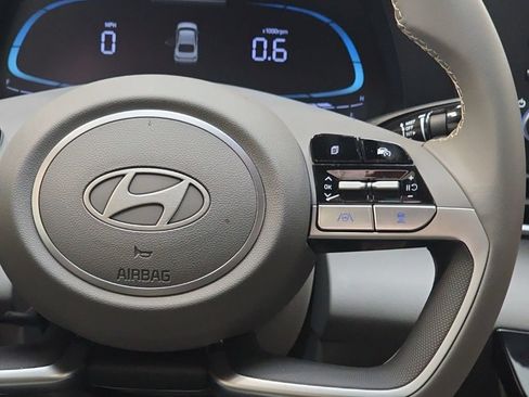 New 2026 Hyundai Elantra SEL Sport Premium FWD image 16