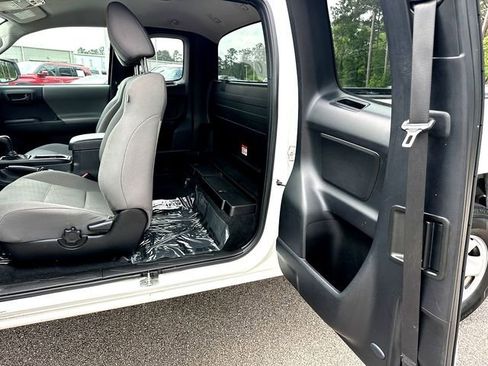 Used 2023 Toyota Tacoma SR RWD image 18