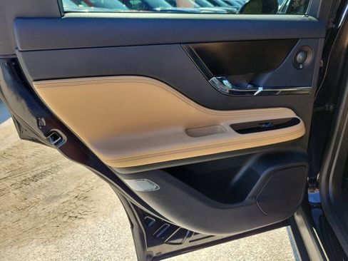 Used 2020 Lincoln Corsair Reserve w/ Equipment Group 201A image 18