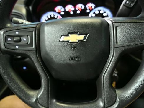 Used 2021 Chevrolet Silverado 1500 Custom image 34
