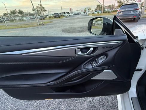 Used 2018 INFINITI Q60 3.0t Luxe w/ Sensory Package 3.0T Luxe image 14