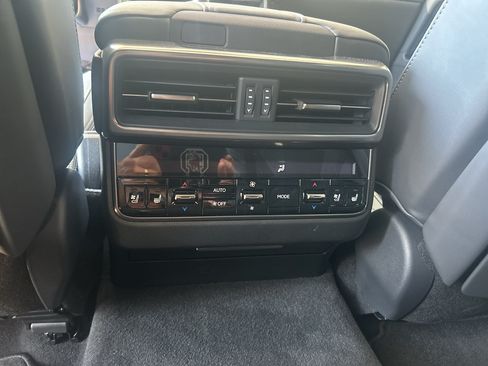 Used 2026 Lexus LX 600 F Sport AWD/4WD image 19