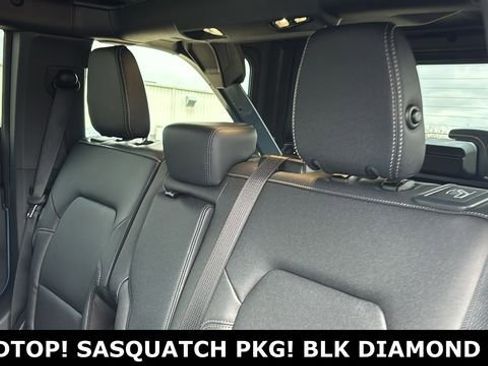 New 2025 Ford Bronco Big Bend w/ Black Diamond Package image 25