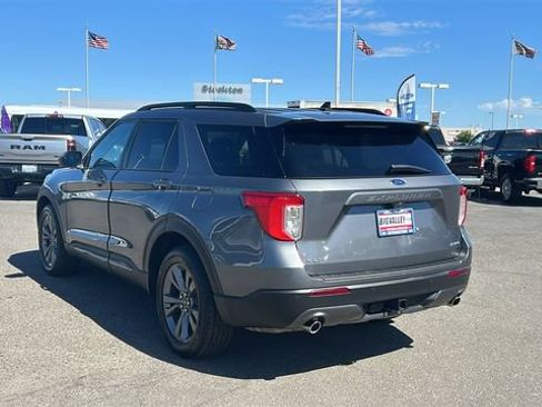Certified 2022 Ford Explorer XLT w/ Equipment Group 202A AWD/4WD image 5