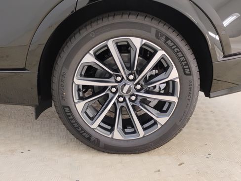 New 2025 Cadillac Lyriq Sport image 27