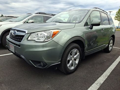 Used 2016 Subaru Forester 2.5i Limited AWD/4WD image 2