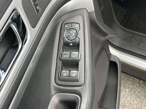 Used 2014 Ford Explorer XLT w/ Equipment Group 202A FWD image 25
