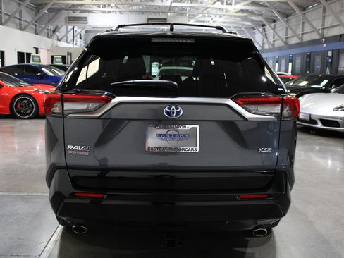 Used 2022 Toyota RAV4 XSE AWD/4WD image 13