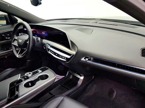 Used 2024 Cadillac Lyriq Luxury RWD image 25