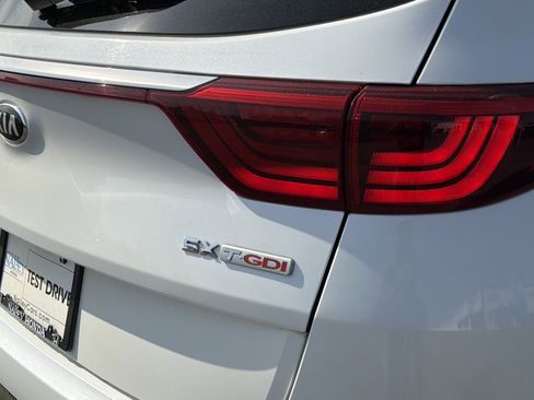 Used 2017 Kia Sportage SX image 10