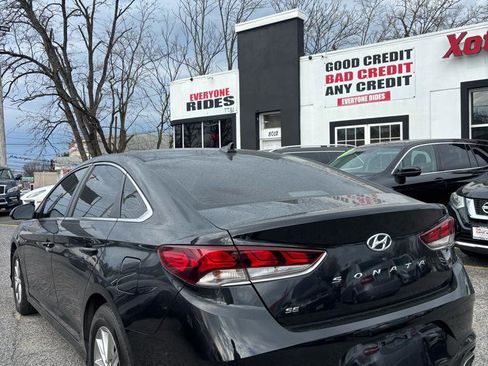 Used 2018 Hyundai Sonata SE w/ Cargo Package FWD image 4