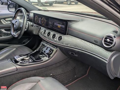 Used 2017 Mercedes-Benz E 43 AMG 4MATIC Sedan image 34