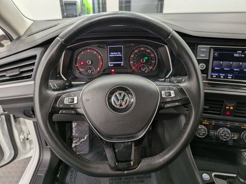 Used 2019 Volkswagen Jetta SE FWD image 20